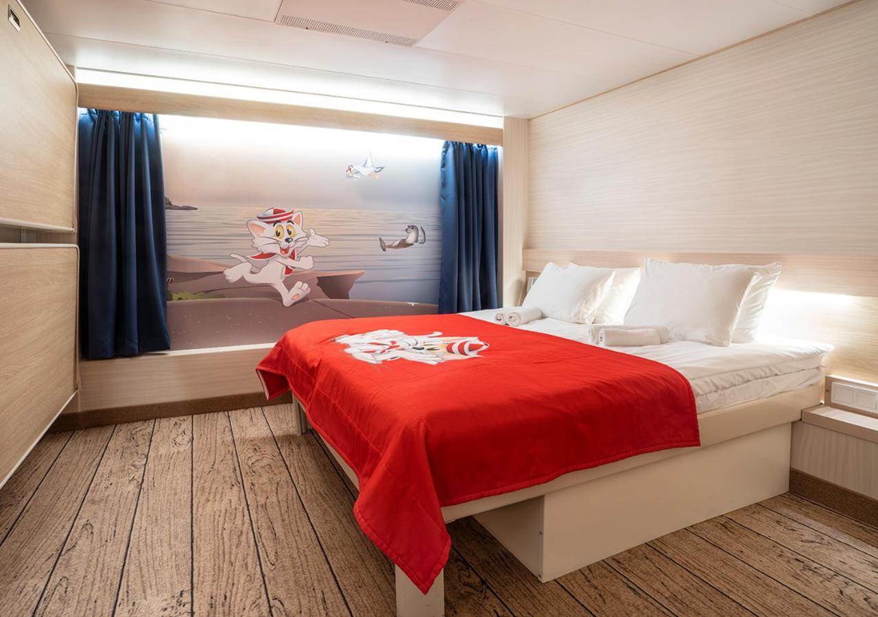 Viking Line Ferry Gabriella - One-Way Journey From Helsinki To Stockholm酒店 客房 照片